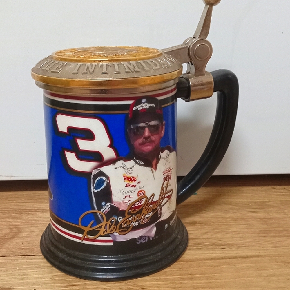 Dale Earnhart Mug